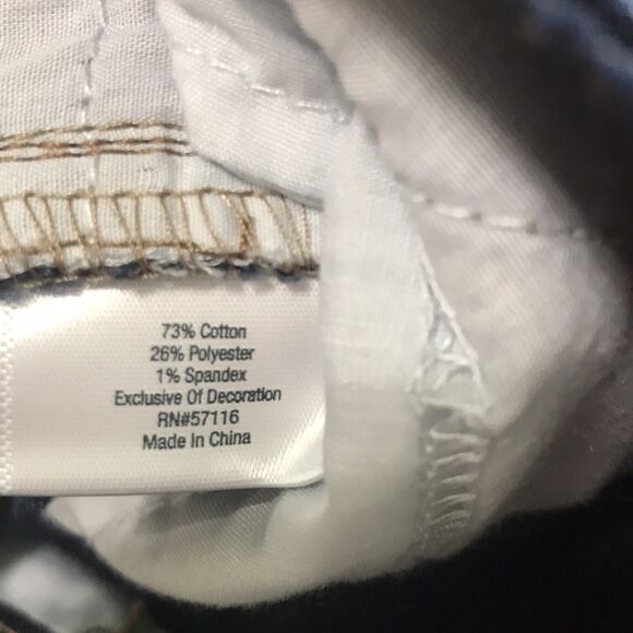 St. John's Bay Mid Length Denim Shorts ~ Sz 10A ~ Blue ~ Mid Rise ~12.5" Inseam - Picture 4 of 5